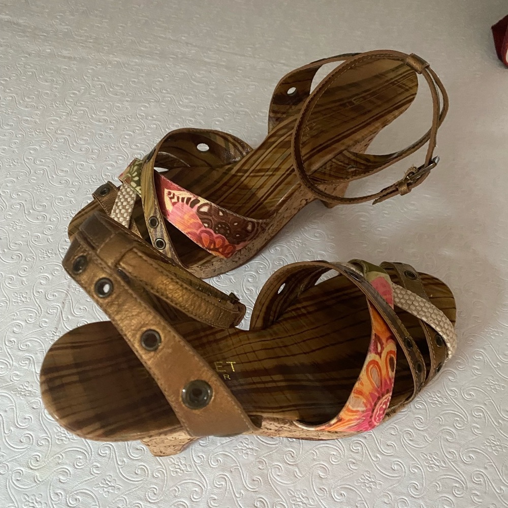 Bridget Shuster Cork Wedges Sandals. Size 10